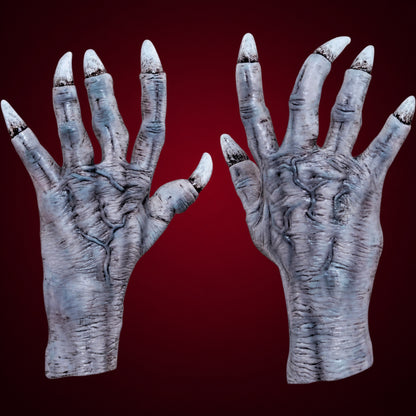 Kurten Claws – view 1 on dark burgundy gradient