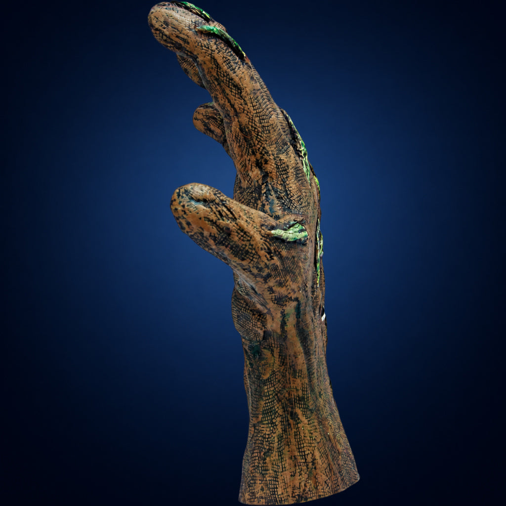 Scarecrow Hands – product view 5 on midnight-blue gradient